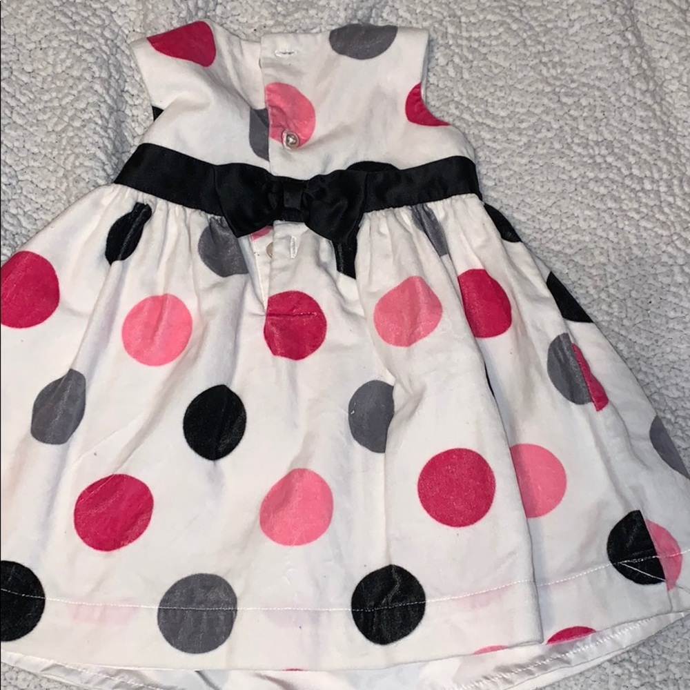 Polka dot 👗 - Picture 3 of 4